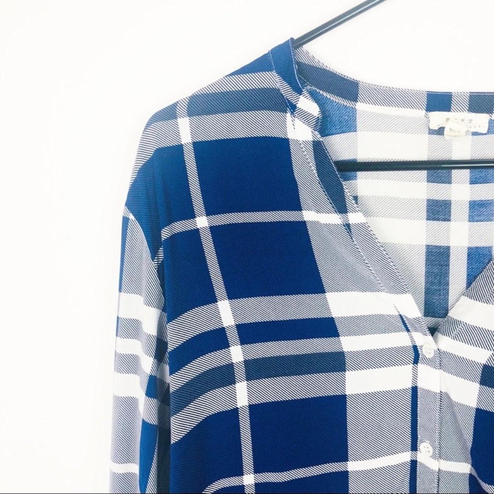 Soft Joie challis "Dane" top in plaid. - Picture 5 of 8